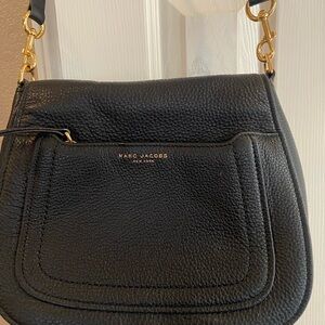 Marc Jacobs Black Leather Women's Crossbody Bag.